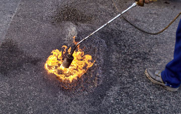 Giffnock flat roofing repairs
